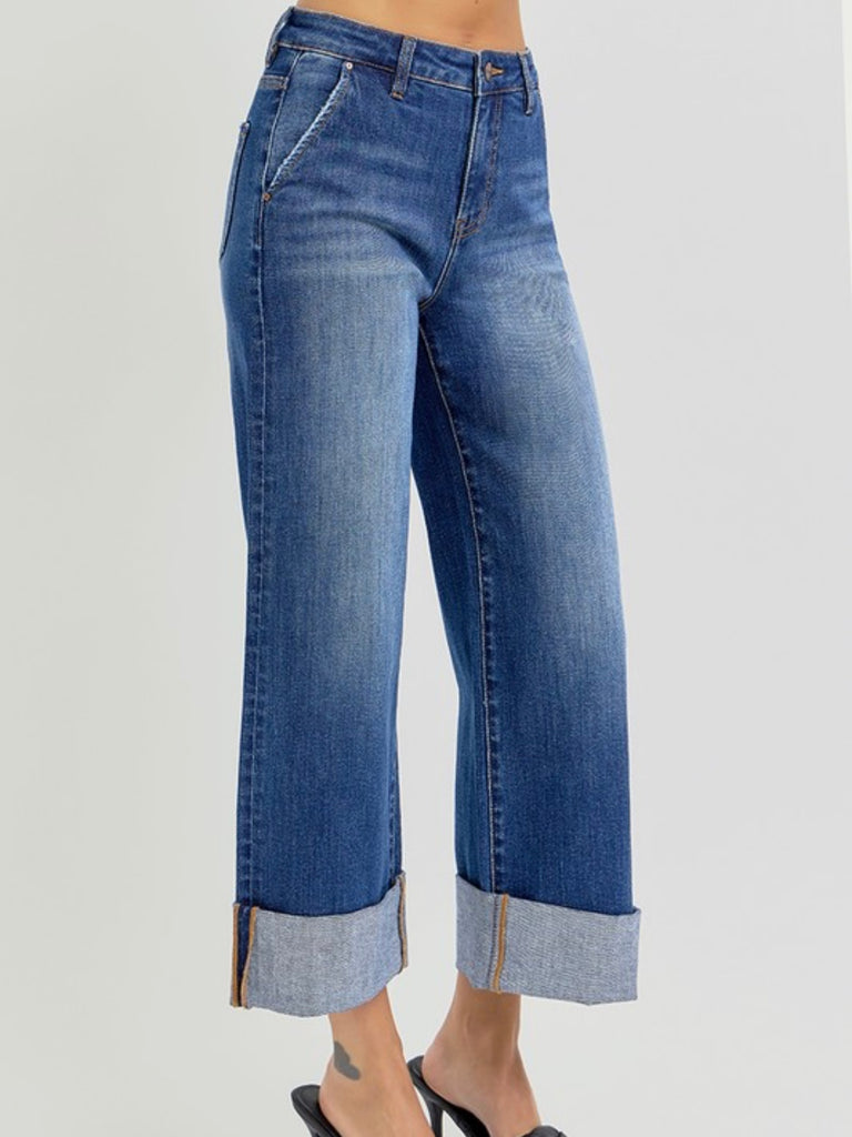 Wide Leg Jeans, with a high rise and wide cuffed ankles,The cotton blend fabric gives a soft, stretchy fit while the ankle length provides a modern touch.