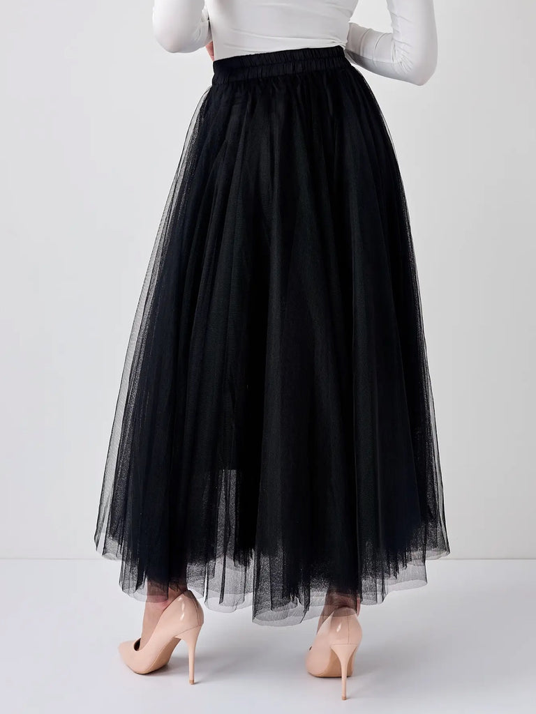 Maxi-length ,Black Tutu Skirt featuring a thin elastic waistband and flared cut with ruffle-effect details, and 11m voluminous tulle, 